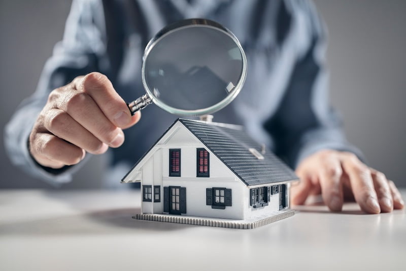 Home Inspector helps find issues with your investment